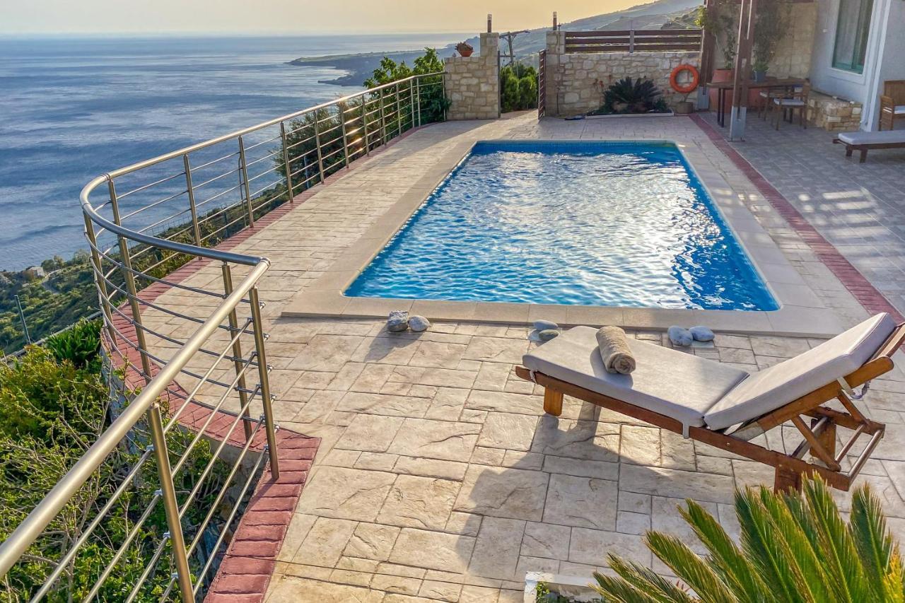 Maistros Villa Rodakino Exterior photo